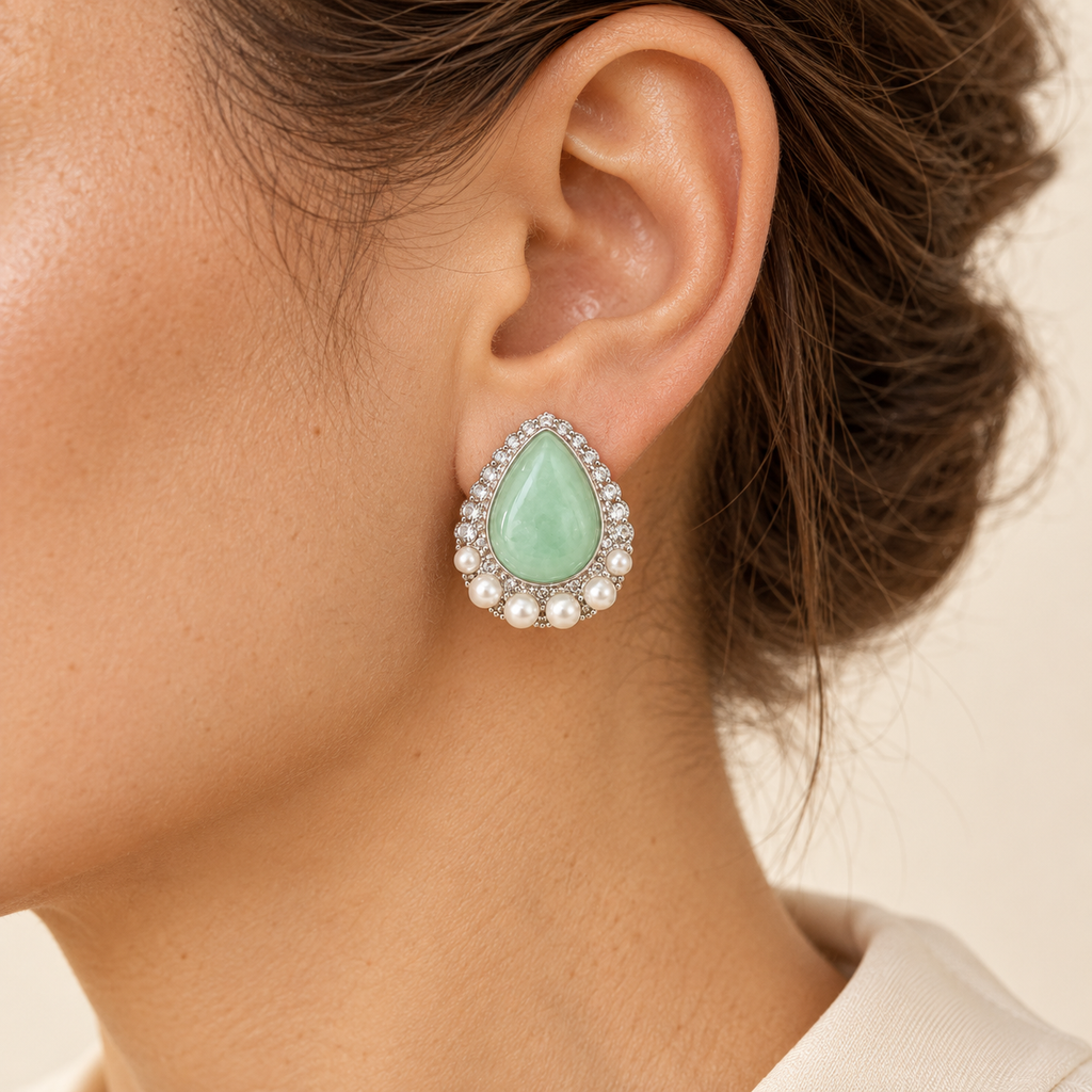 Vintage Jade Green Teardrop Pearl Clip-On Earrings